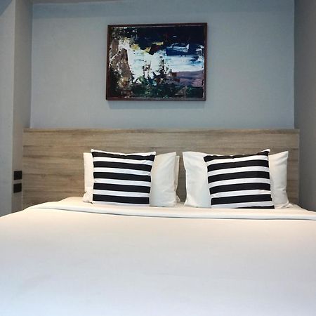 The Lake Chalong Hotel Sha Plus Esterno foto