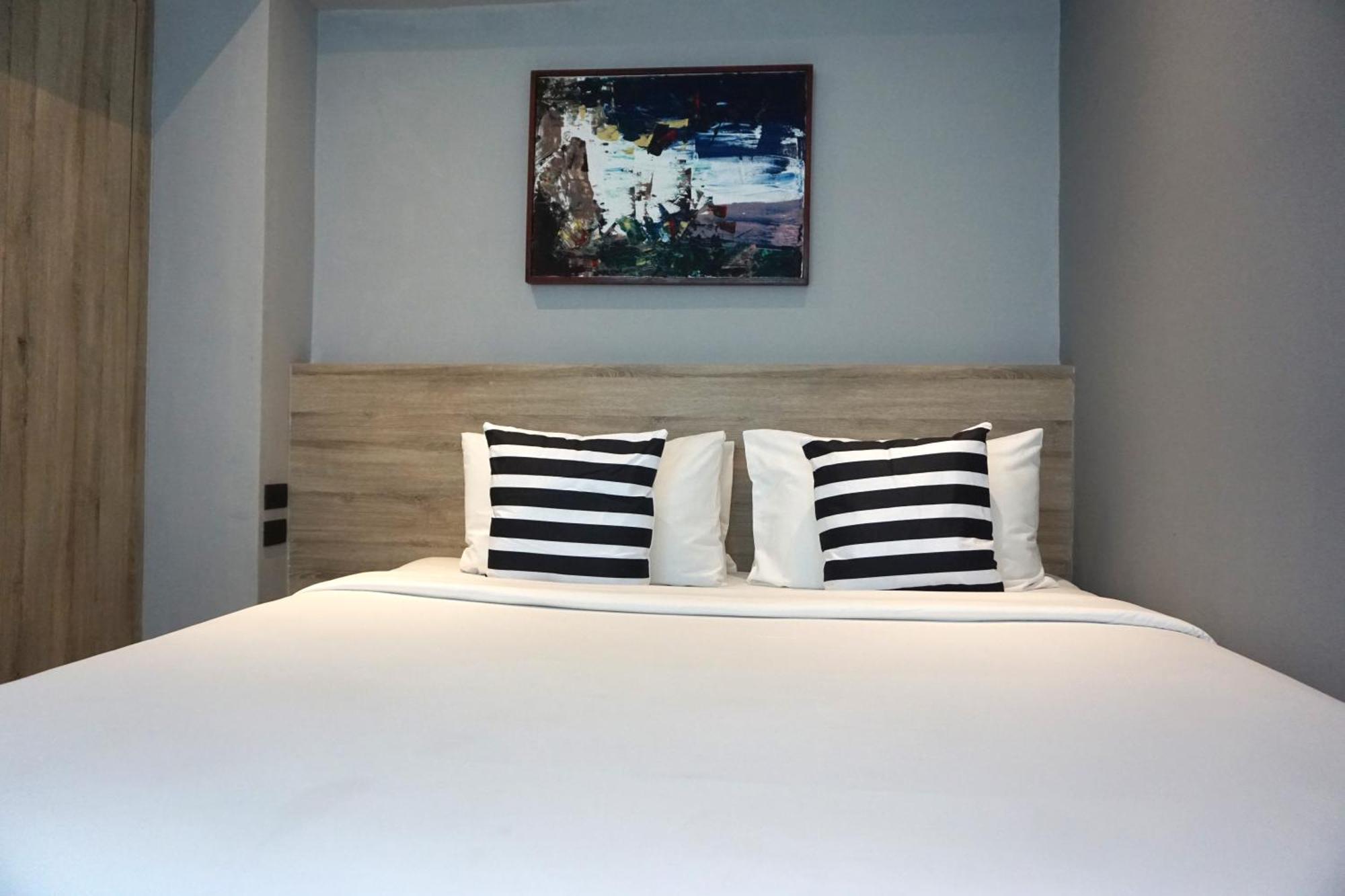 The Lake Chalong Hotel Sha Plus Esterno foto