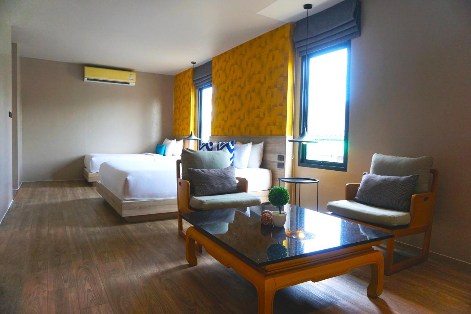 The Lake Chalong Hotel Sha Plus Esterno foto